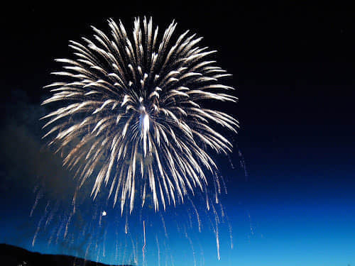 202744668 5e69bd3bfb 100 Breathtaking Fireworks Photography Around The World