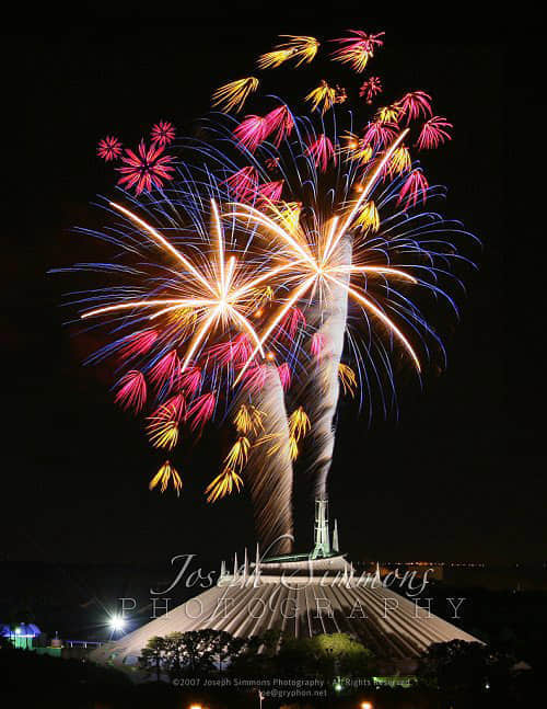 2042718984 100 Breathtaking Fireworks Photography Around The World