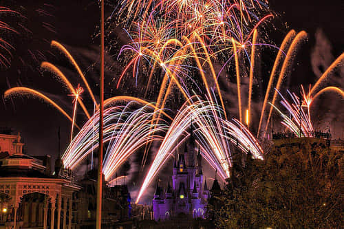 2258145982 18a3de12fb 100 Breathtaking Fireworks Photography Around The World