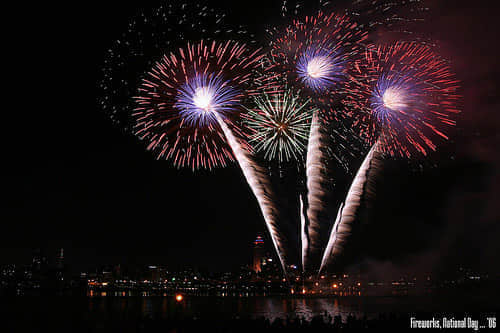 266082016 62ab638d30 100 Breathtaking Fireworks Photography Around The World