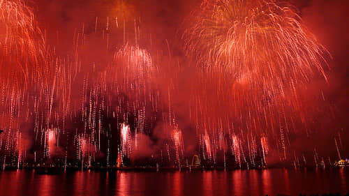 874659357 d59805486f 100 Breathtaking Fireworks Photography Around The World