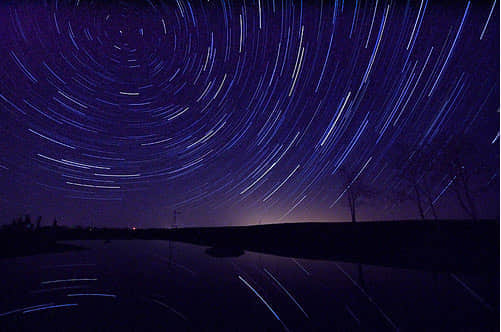 star trails 60 Examples of Beautiful Night Shots