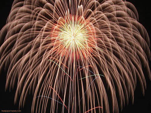wallpaper fireworks 002 100 Breathtaking Fireworks Photography Around The World