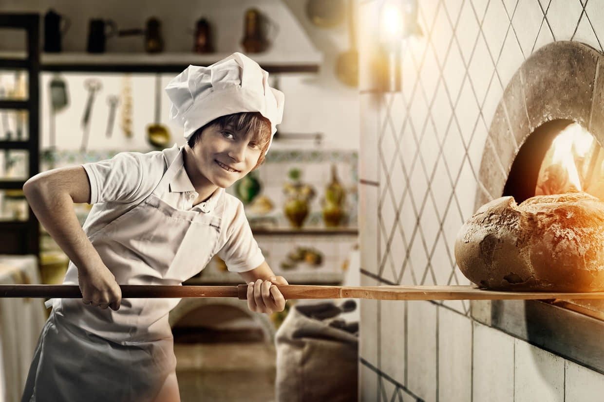 童趣摄影艺术「人小志气高」的面包品牌年历摄影